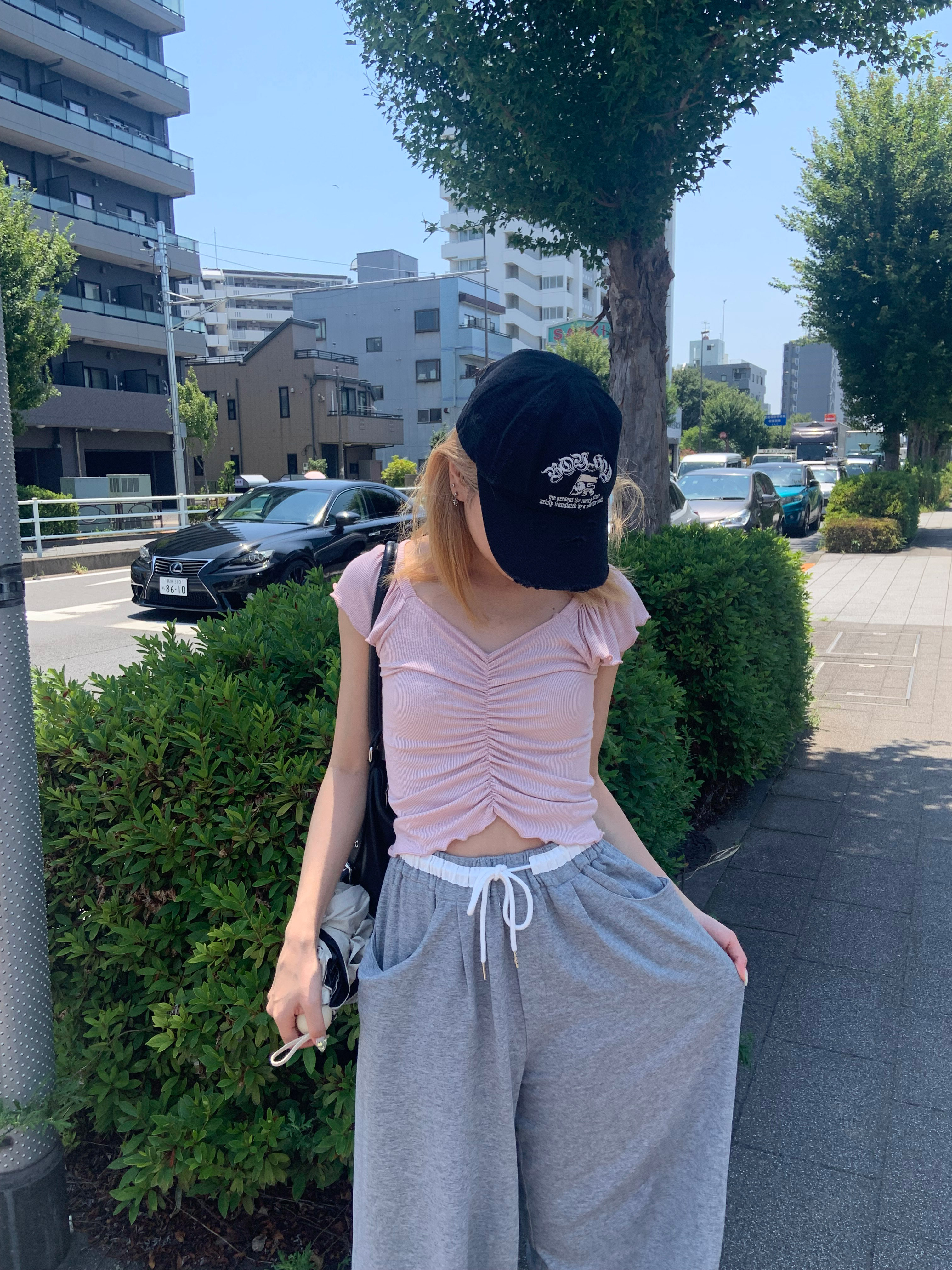 シャーリングフレアキャップスリーブTシャツ | 詳細画像2