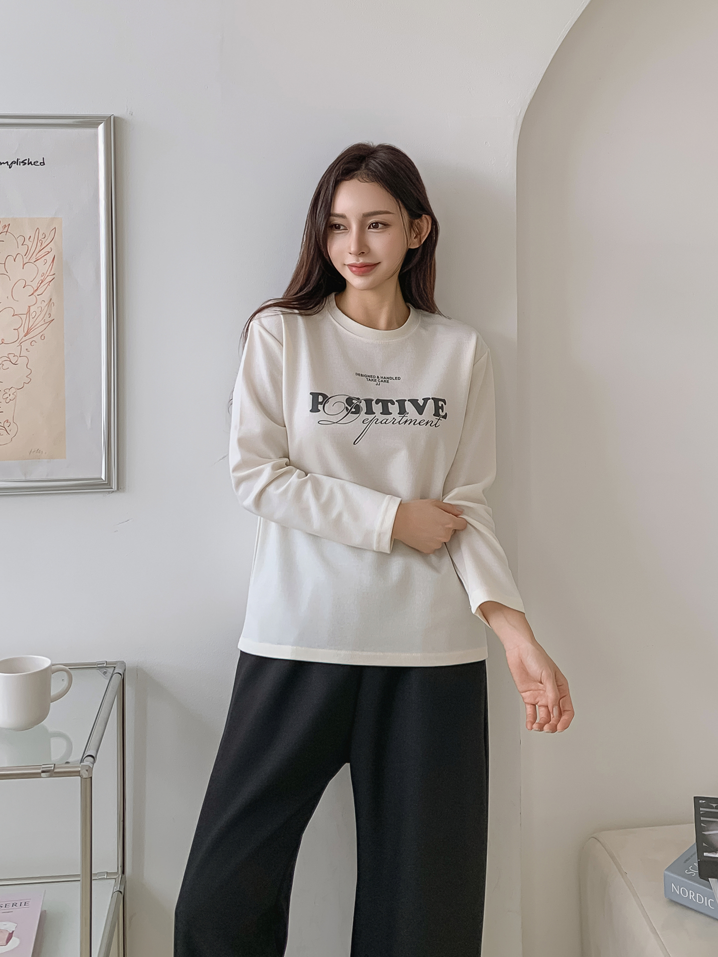 ラウンドネック長袖ロゴTシャツ | 詳細画像8