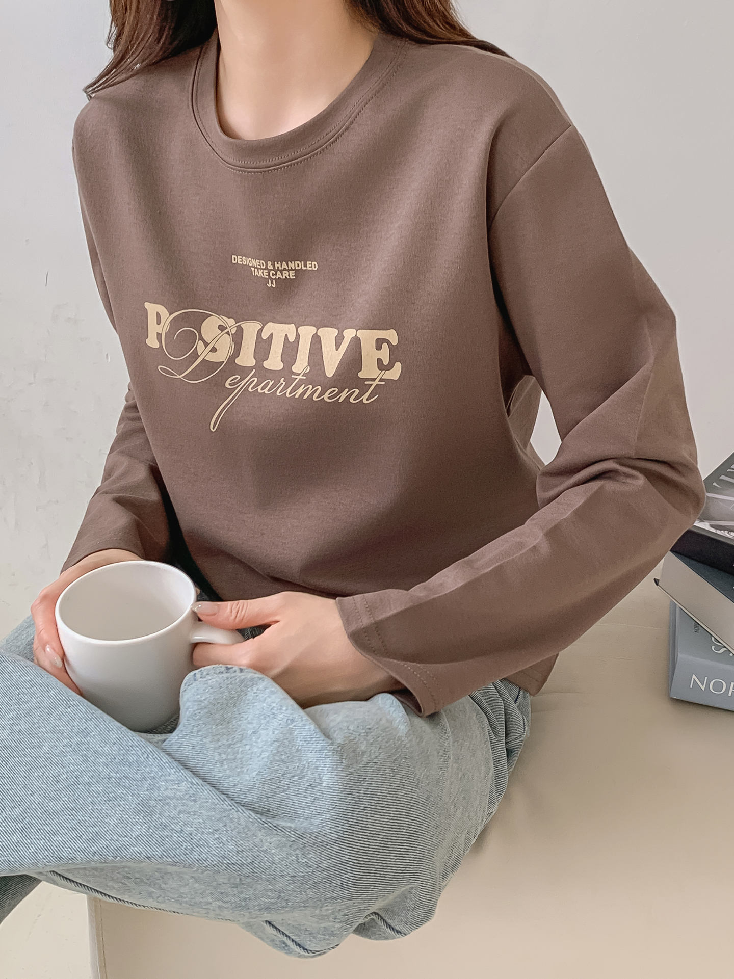 ラウンドネック長袖ロゴTシャツ | 詳細画像27