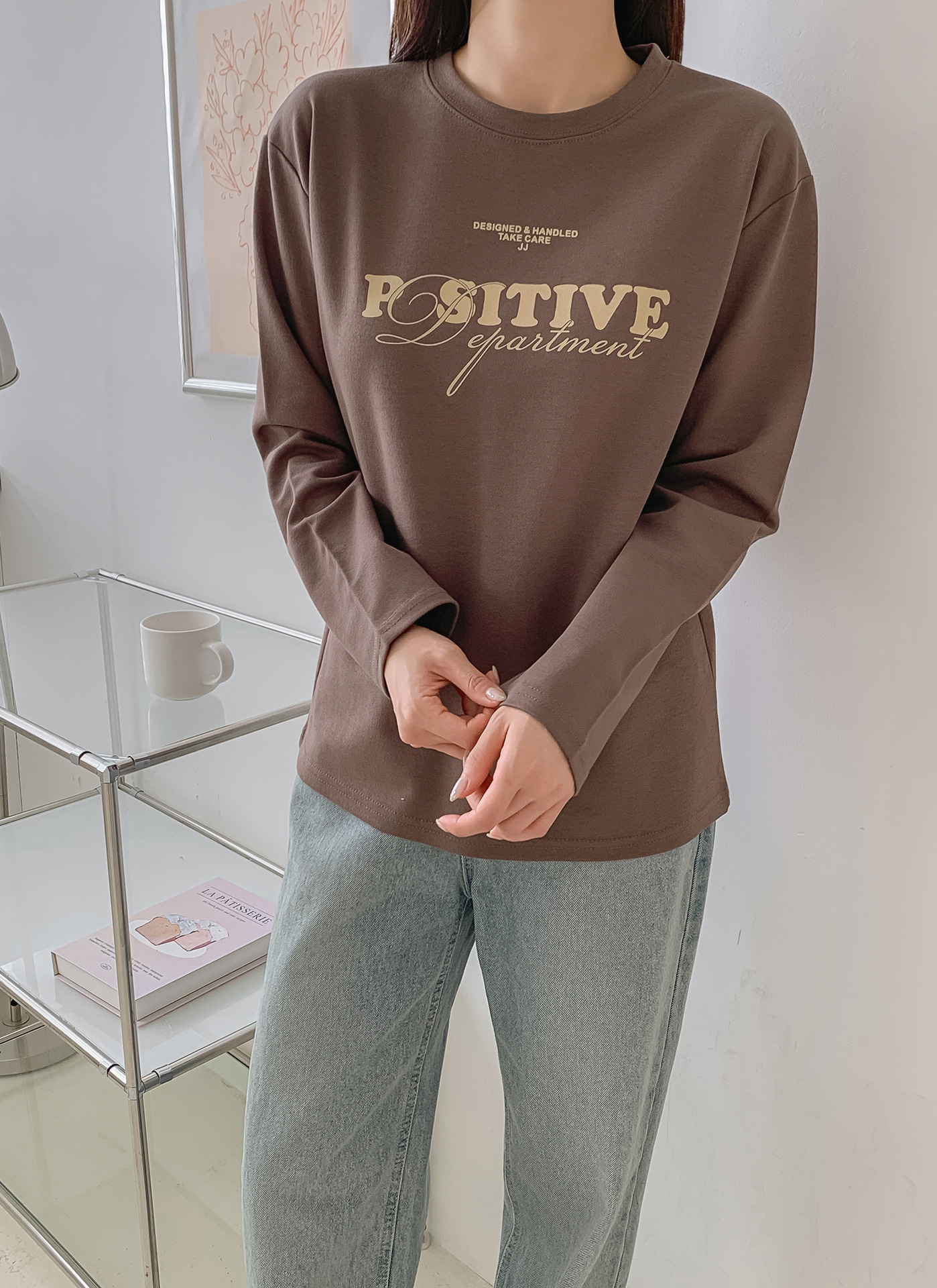 ラウンドネック長袖ロゴTシャツ | レディースファッション通販 - DHOLIC