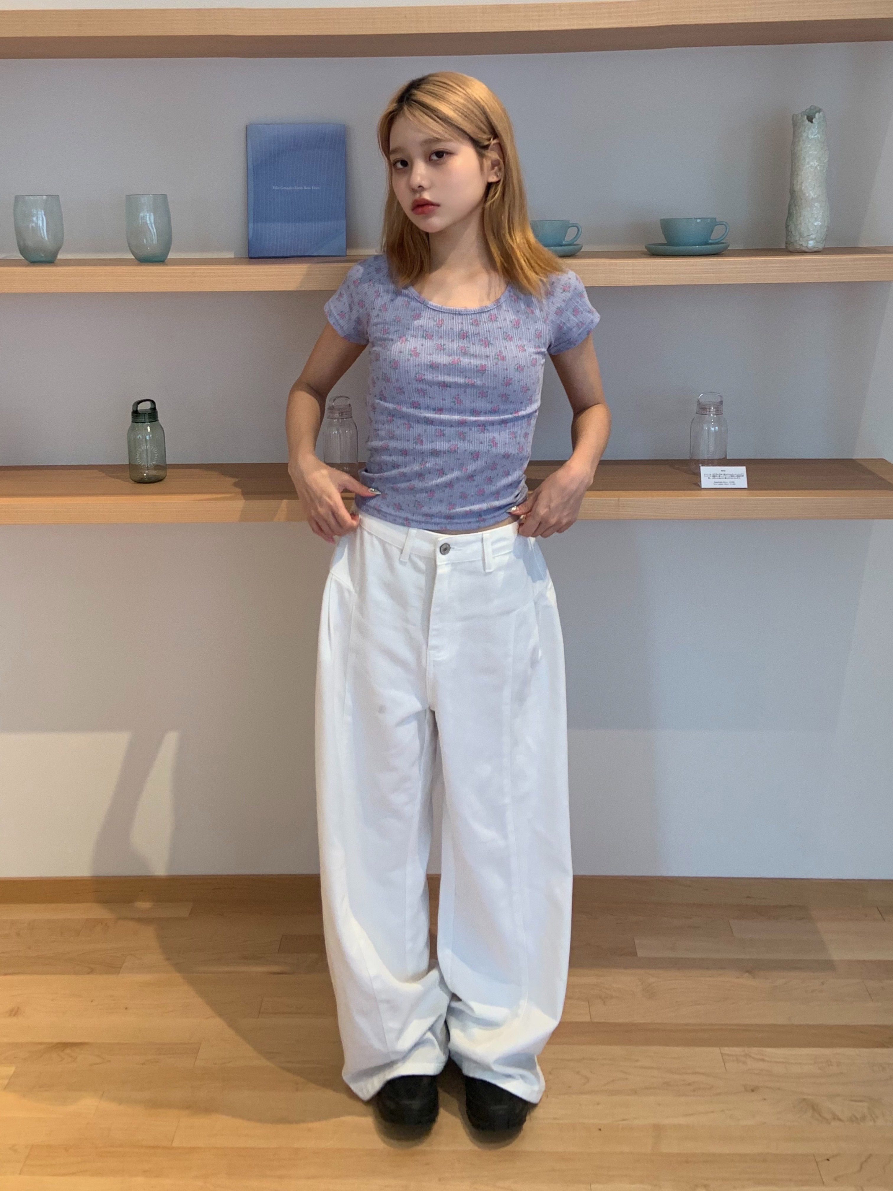 花柄シアーパンチング半袖Tシャツ | 詳細画像3