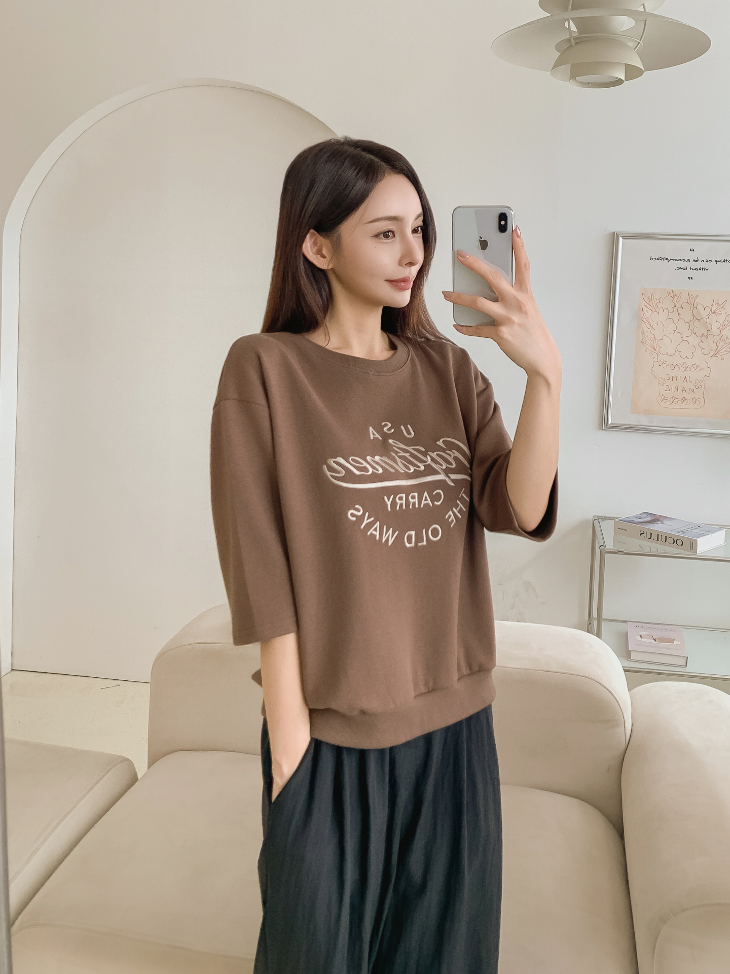 ラウンドネック半袖ロゴTシャツ | 詳細画像15