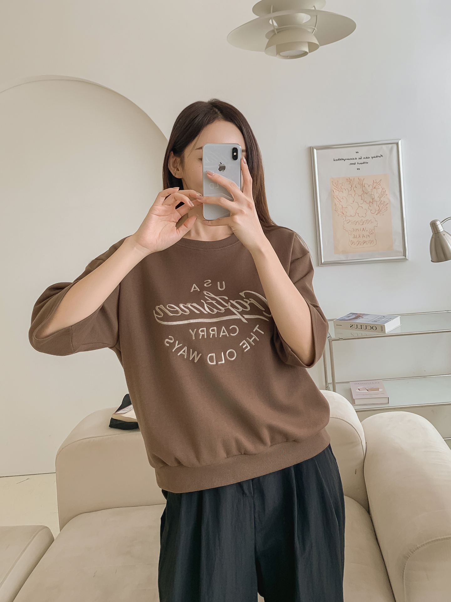 ラウンドネック半袖ロゴTシャツ | 詳細画像16