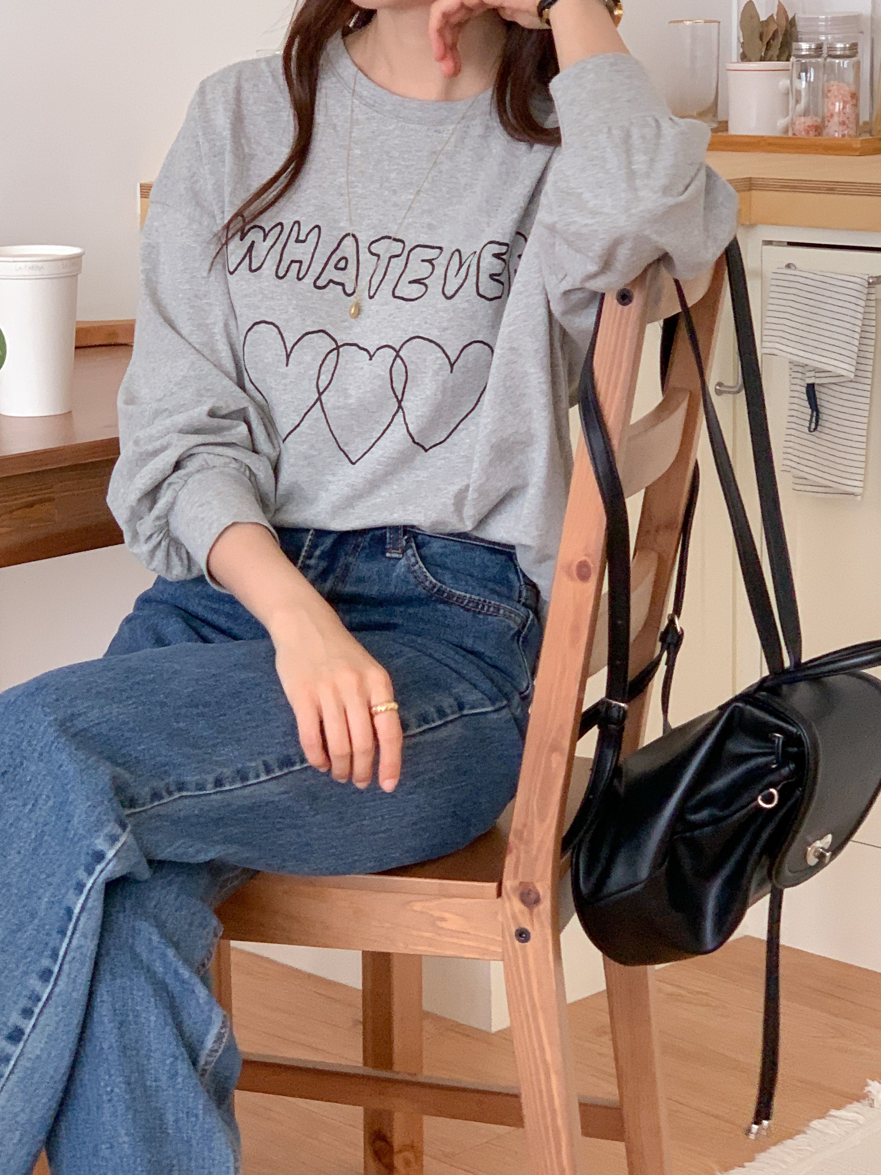 コットンラウンドネックルーズ長袖ロゴTシャツ | 詳細画像5
