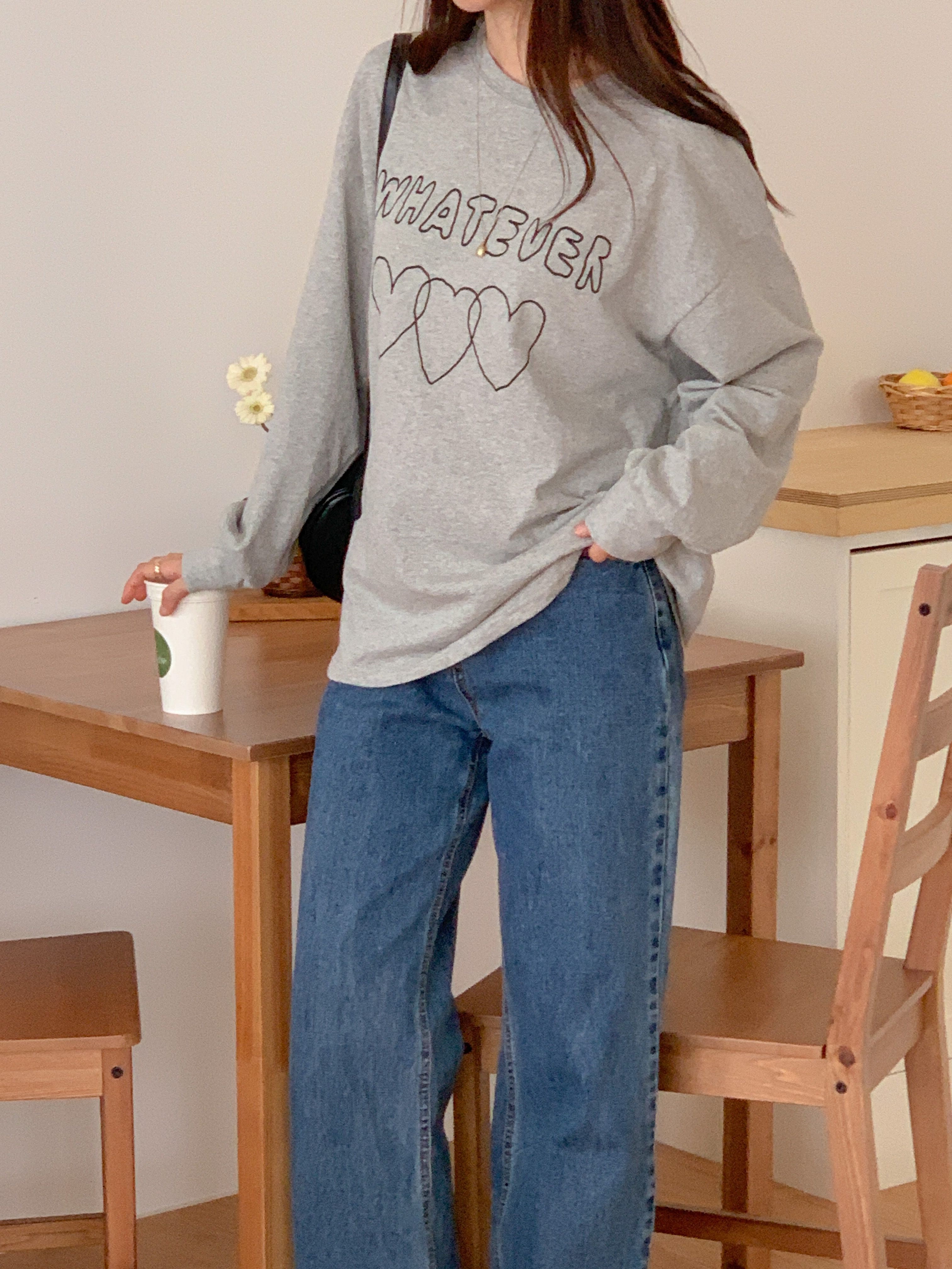 コットンラウンドネックルーズ長袖ロゴTシャツ | 詳細画像10