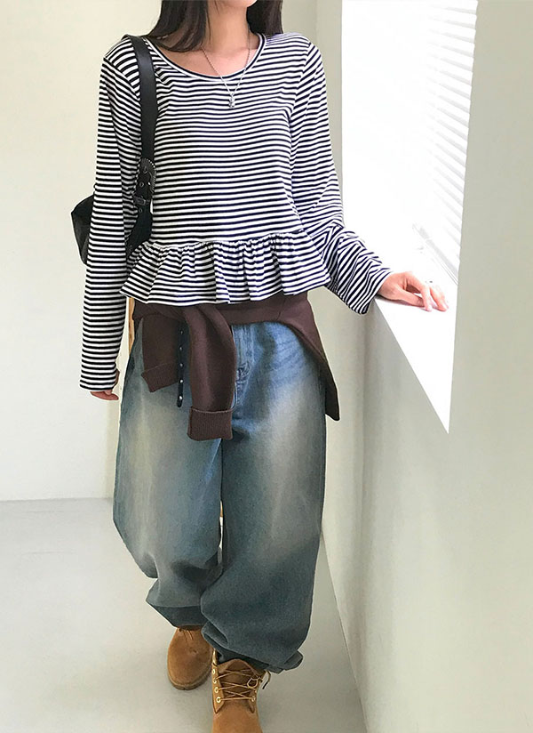 長袖フリルボーダーTシャツ | レディースファッション通販 - DHOLIC