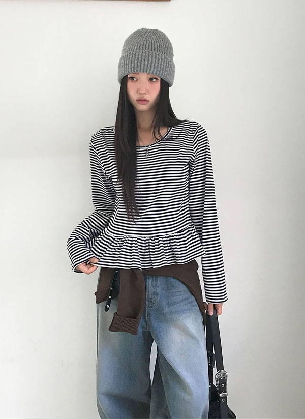 長袖フリルボーダーTシャツ | レディースファッション通販 - DHOLIC