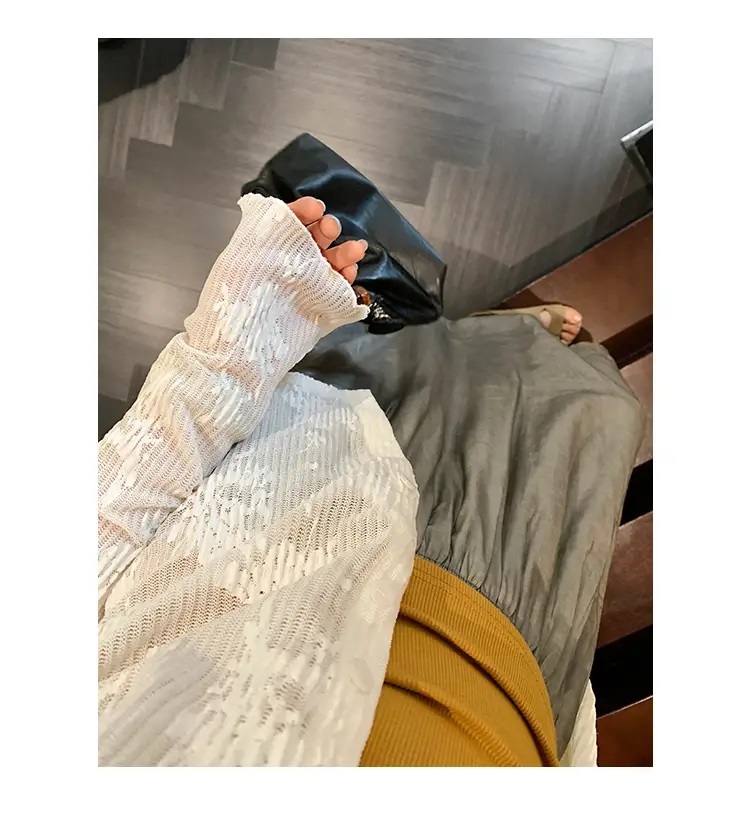 シースルー花柄レースボタン長袖Tシャツ | 詳細画像6