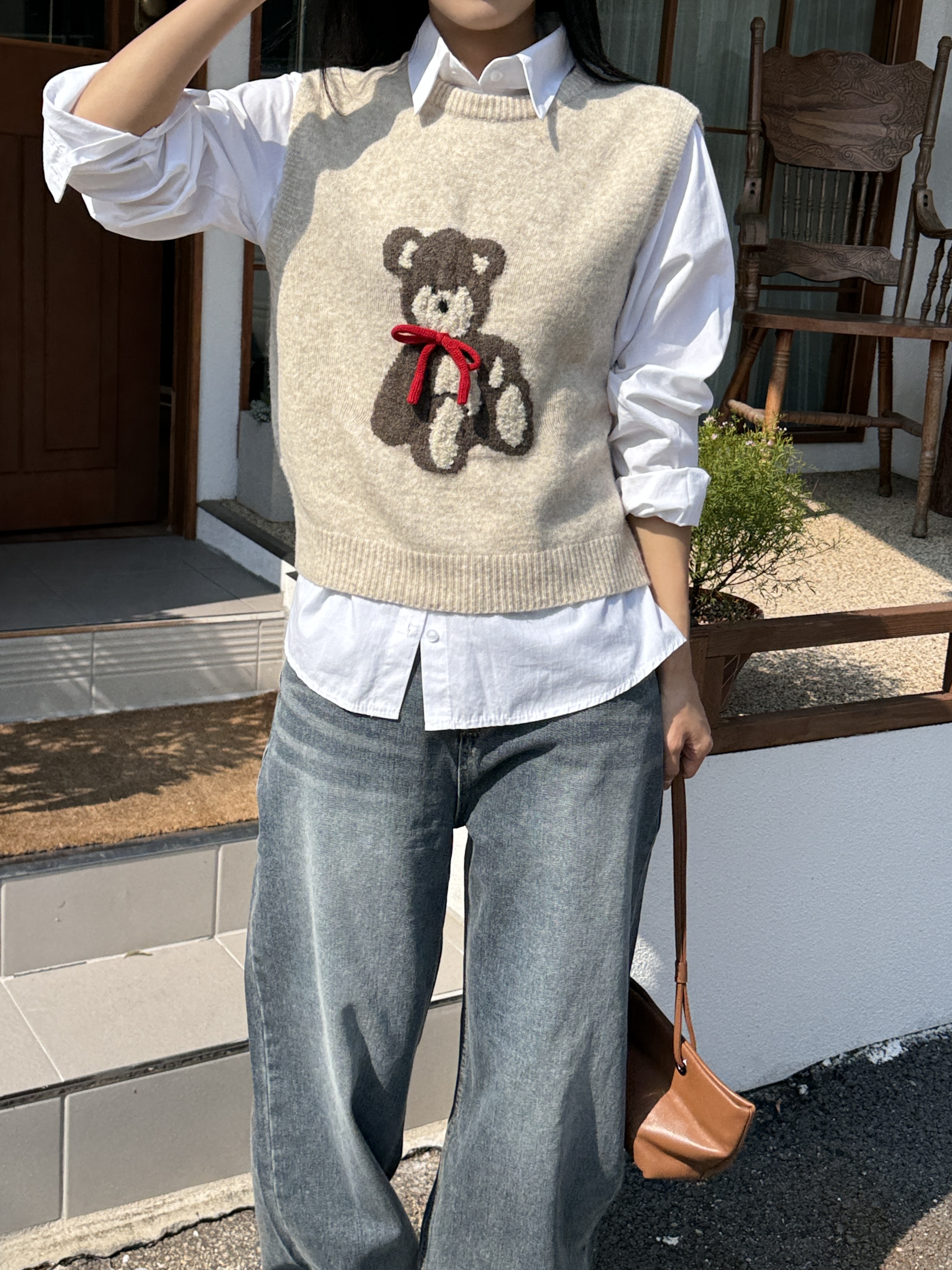 ラウンドネック刺繍ベスト | 詳細画像3