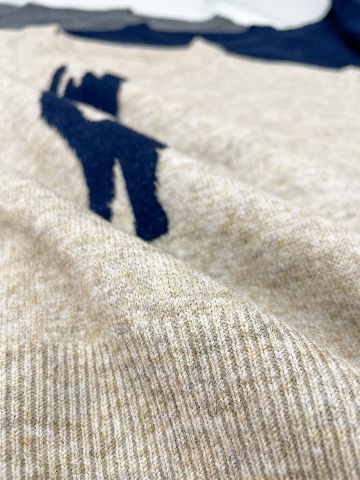 ラウンドネックベーシック半袖刺繍ニット | 詳細画像5