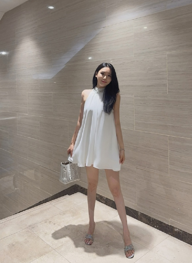 2点専用 ワンホン DHOLIC ホルターネックシフォンミニワンピース 2点専用 ワンホン DHOLIC ホルターネックシフォンミニワンピース