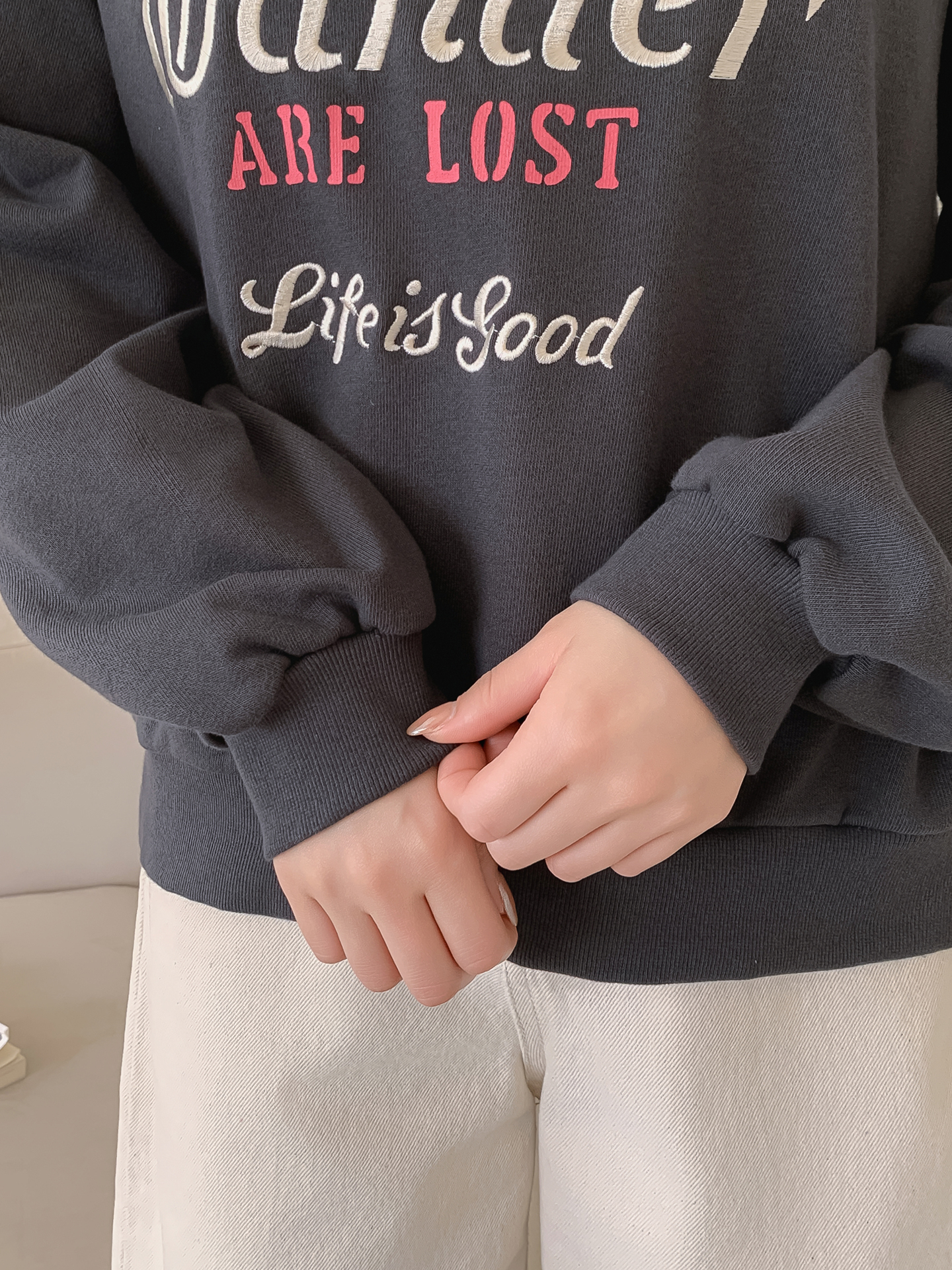 ラウンドネック刺繍プリントスウェット | 詳細画像36