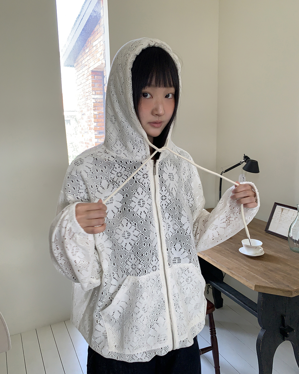 パンチングドローコード花柄春ジップパーカー | レディース