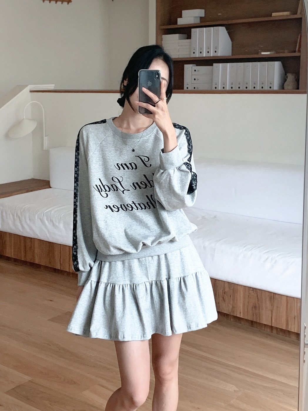 ラウンドネックティアードウエストゴム長袖ロゴレースセットアップTシャツトレーニングスカートパンツ | 詳細画像12