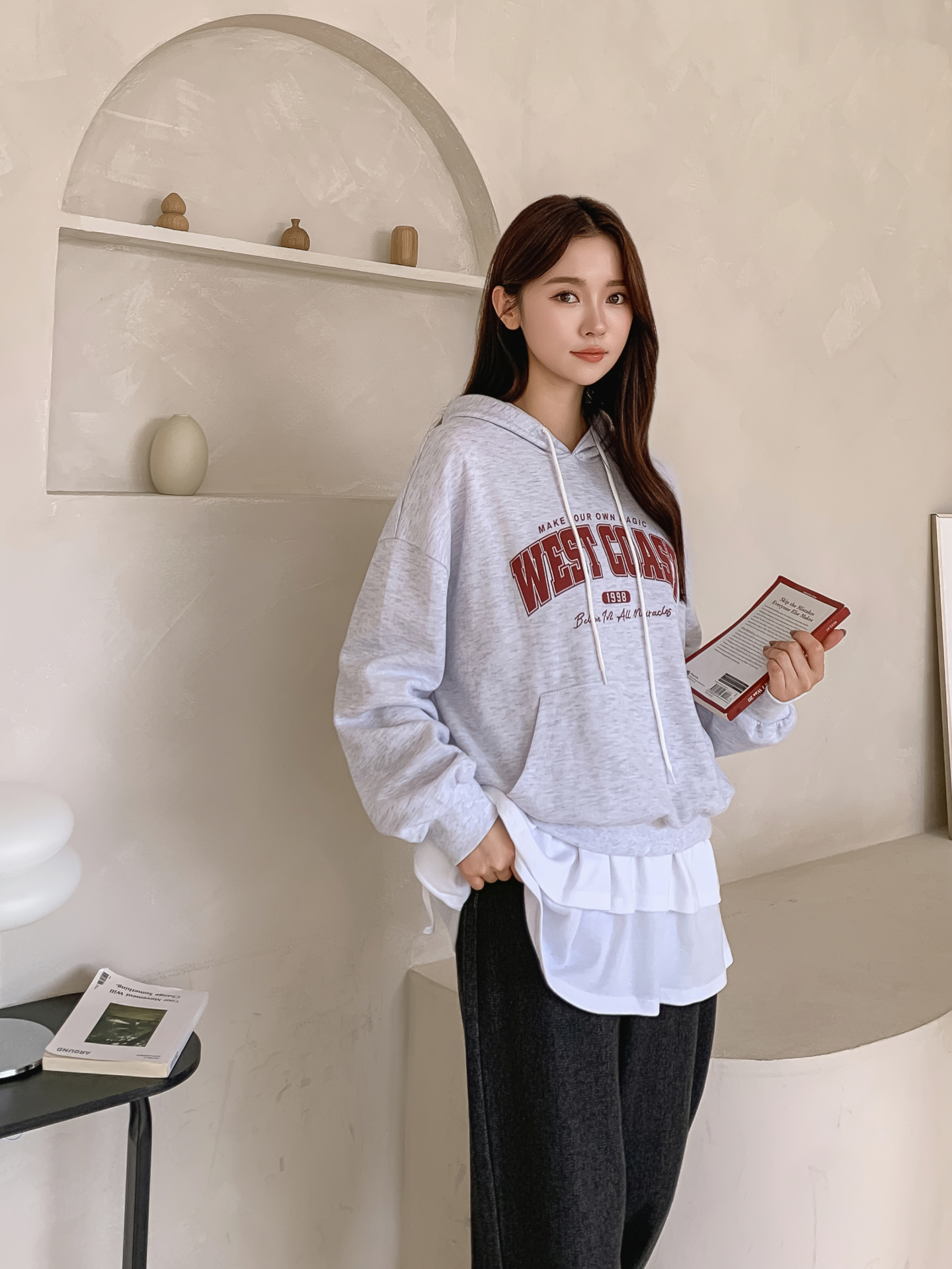 フードドローストリングポケットプリントTシャツ | 詳細画像3