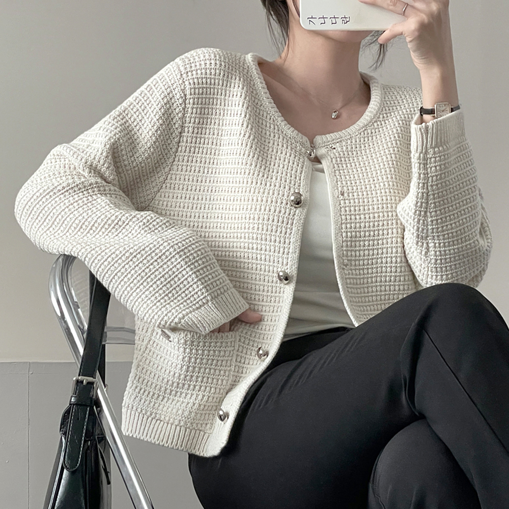 ボタンラウンドネック長袖ツーポケットペンダントカーディガン