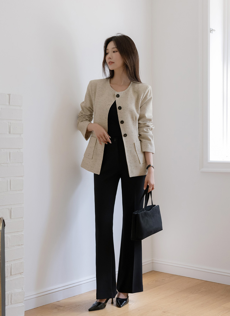 ツイードラウンドネックノーカラー肩パッドアウトポケットジャケット