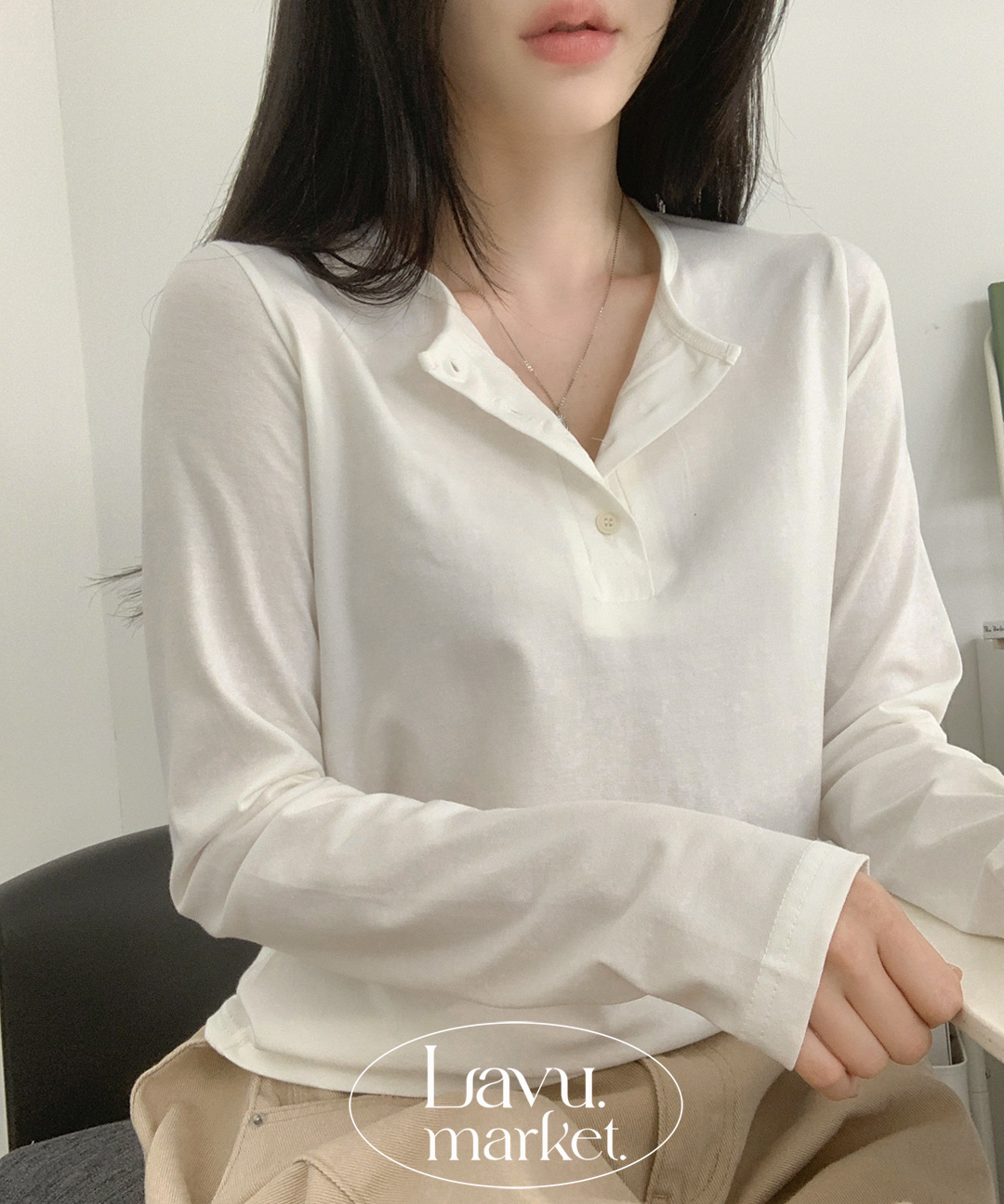 ヘンリーネック長袖ボタンTシャツ | レディースファッション通販 - DHOLIC