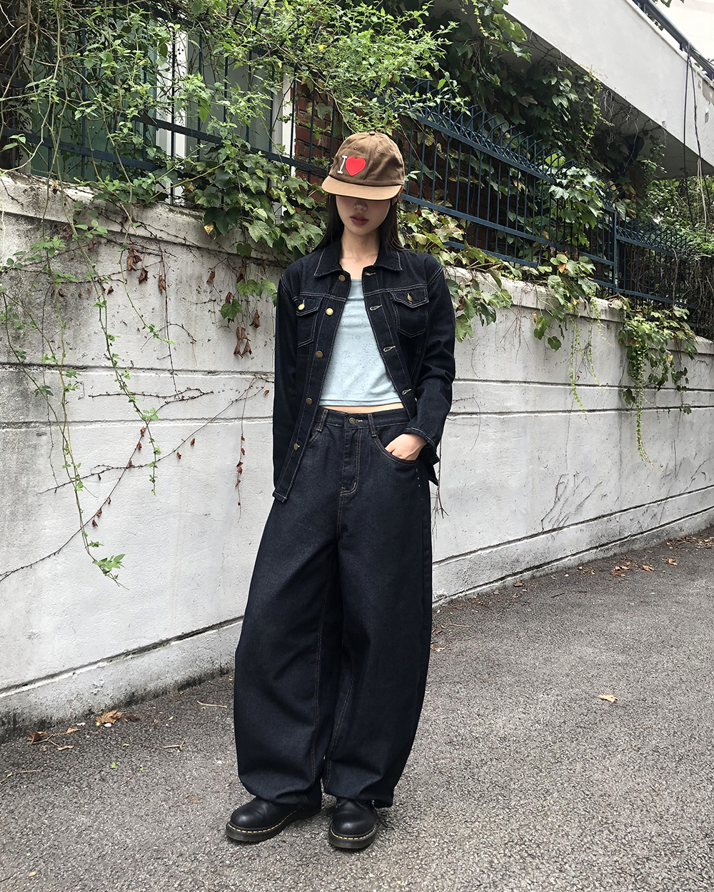 スタッズポケットデニムパンツ | レディースファッション通販 - DHOLIC