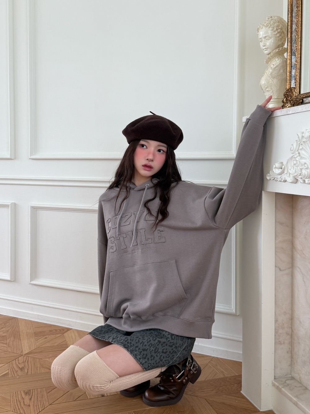 フードパッチオーバーサイズ刺繍長袖Tシャツ | 詳細画像12