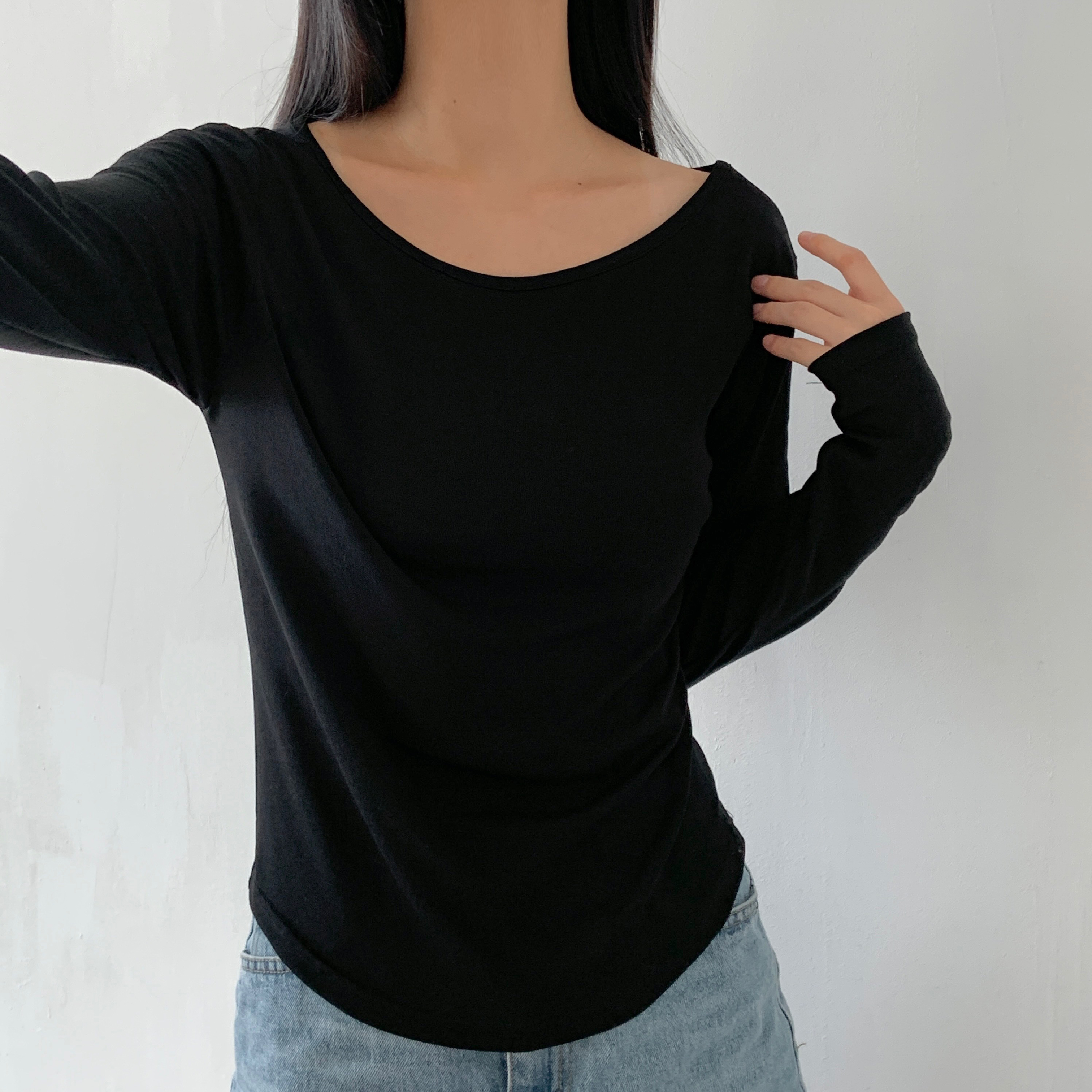 Uネックシンプルベーシック長袖無地Tシャツ | 詳細画像20