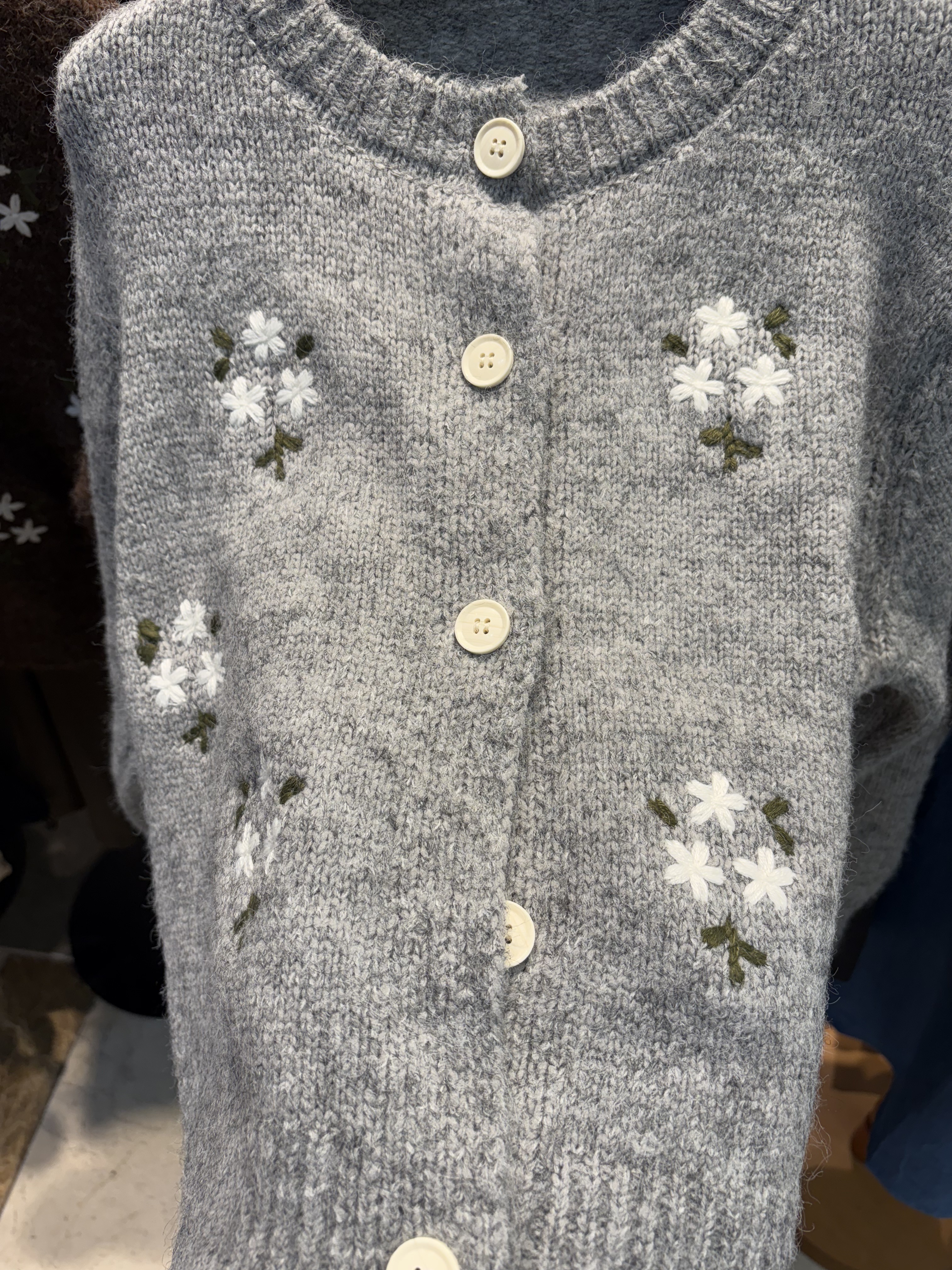 ボタンラウンドネック長袖刺繍花柄カーディガン | 詳細画像10