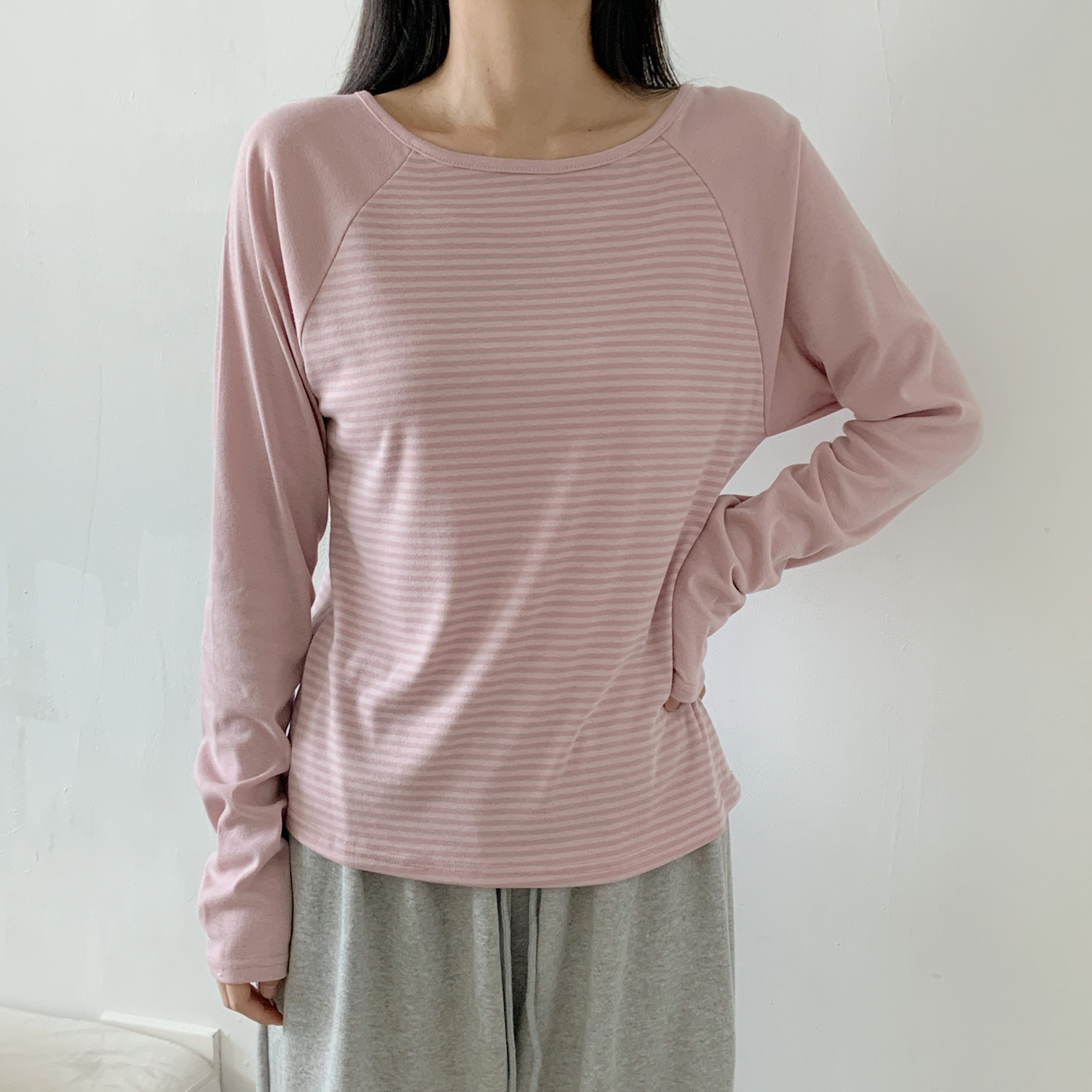 ラウンドネック長袖ボーダー配色Tシャツ | 詳細画像11