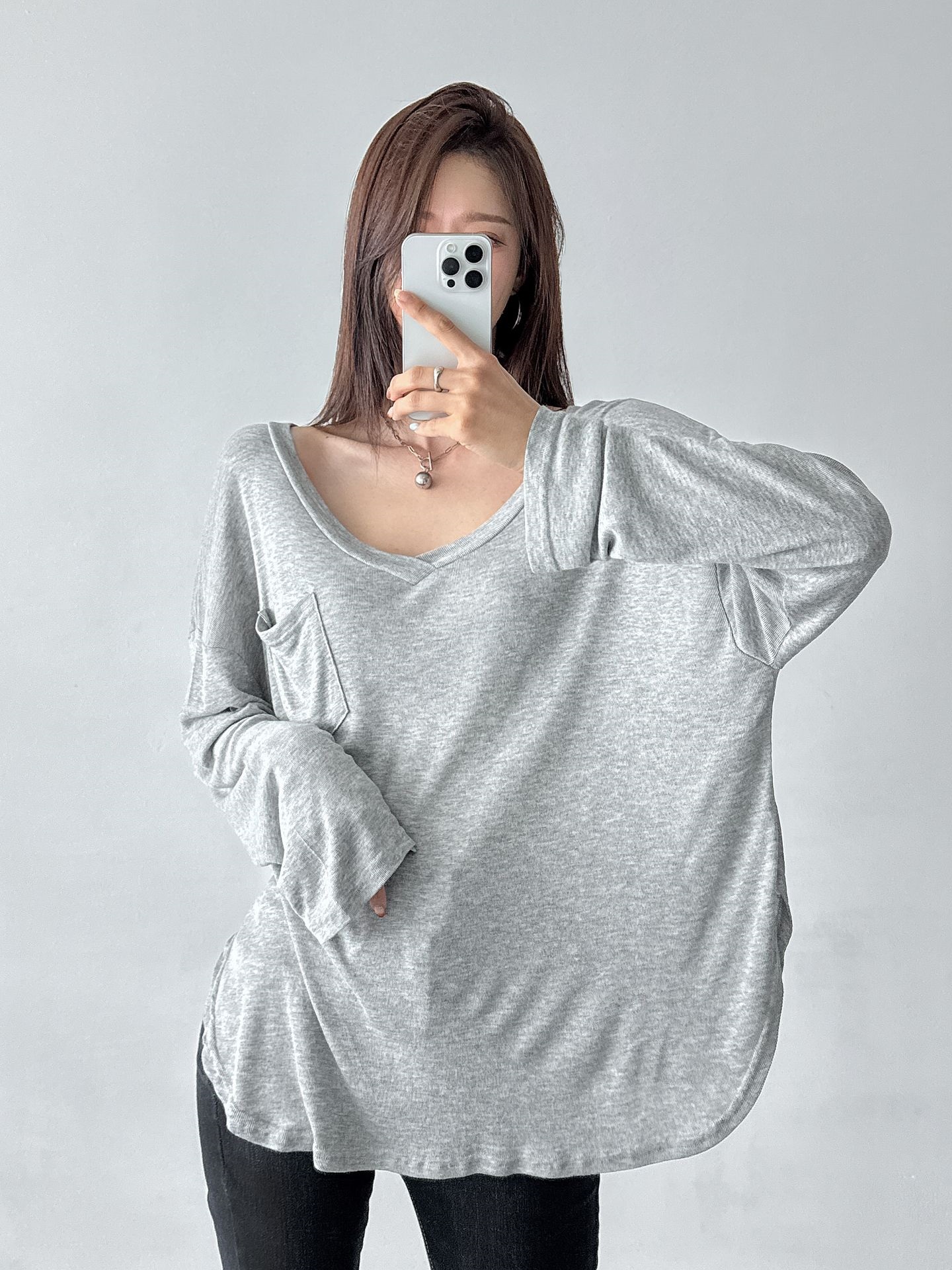 Vネックポケットボクシールーズ無地Tシャツ | 詳細画像10