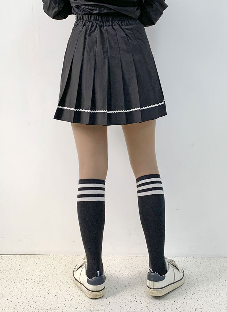 プリーツバックゴムミニスカート | レディースファッション通販 - DHOLIC