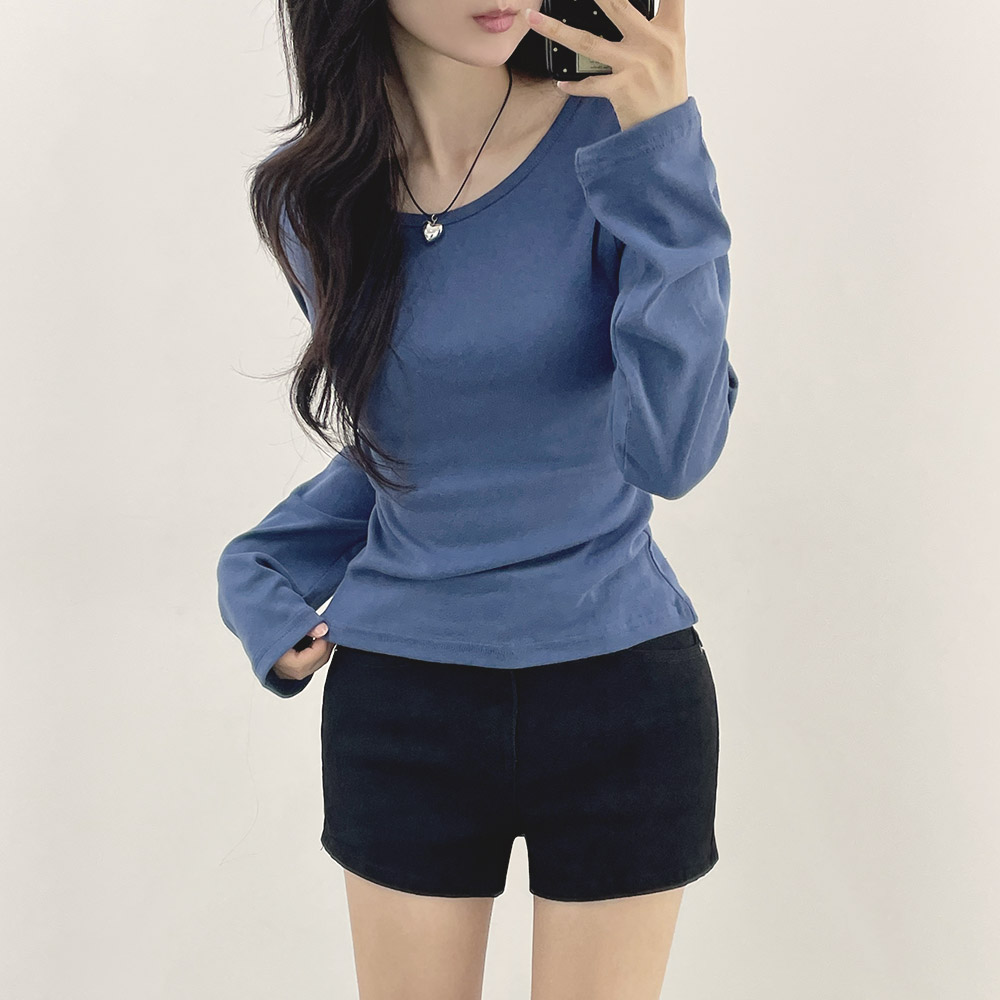 ストレッチラウンドネックスリム長袖Tシャツ | レディースファッション