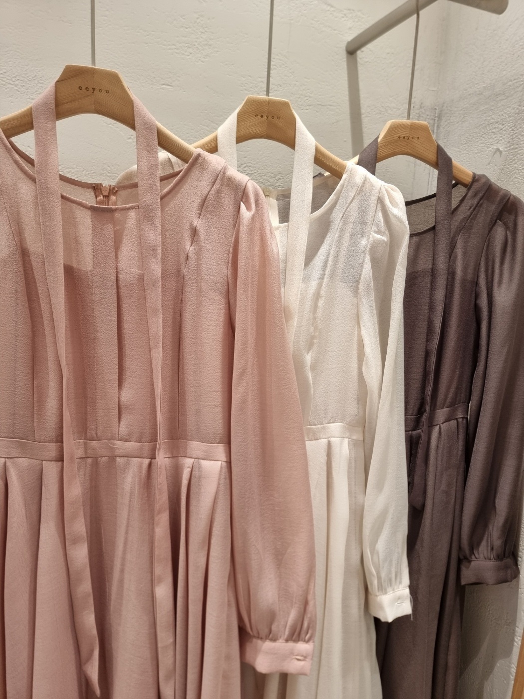 シフォンシースルーストラップラウンドネックフレアワンピース | 詳細画像19