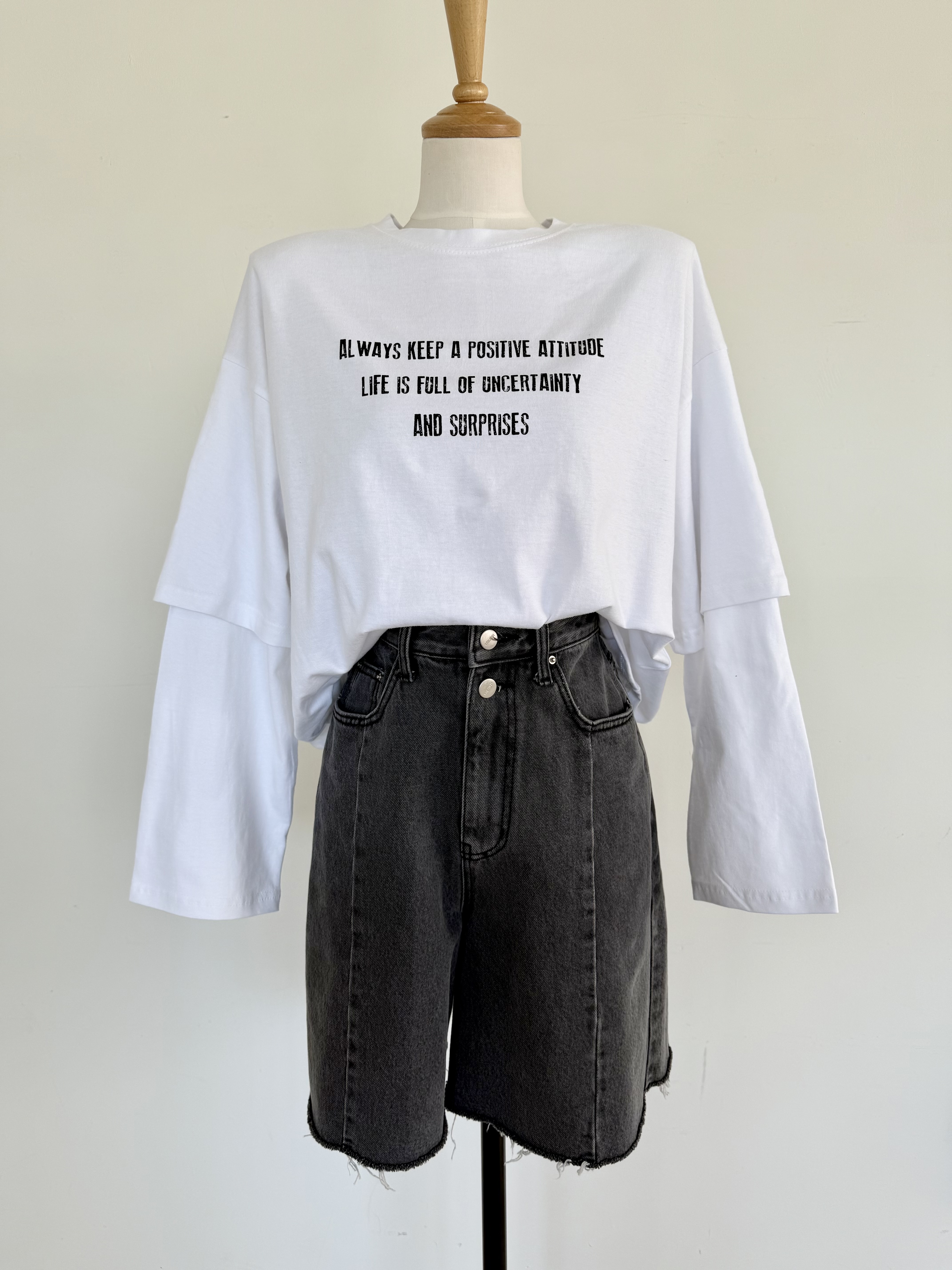 ラウンドネックレイヤード風長袖ロゴTシャツ | 詳細画像7