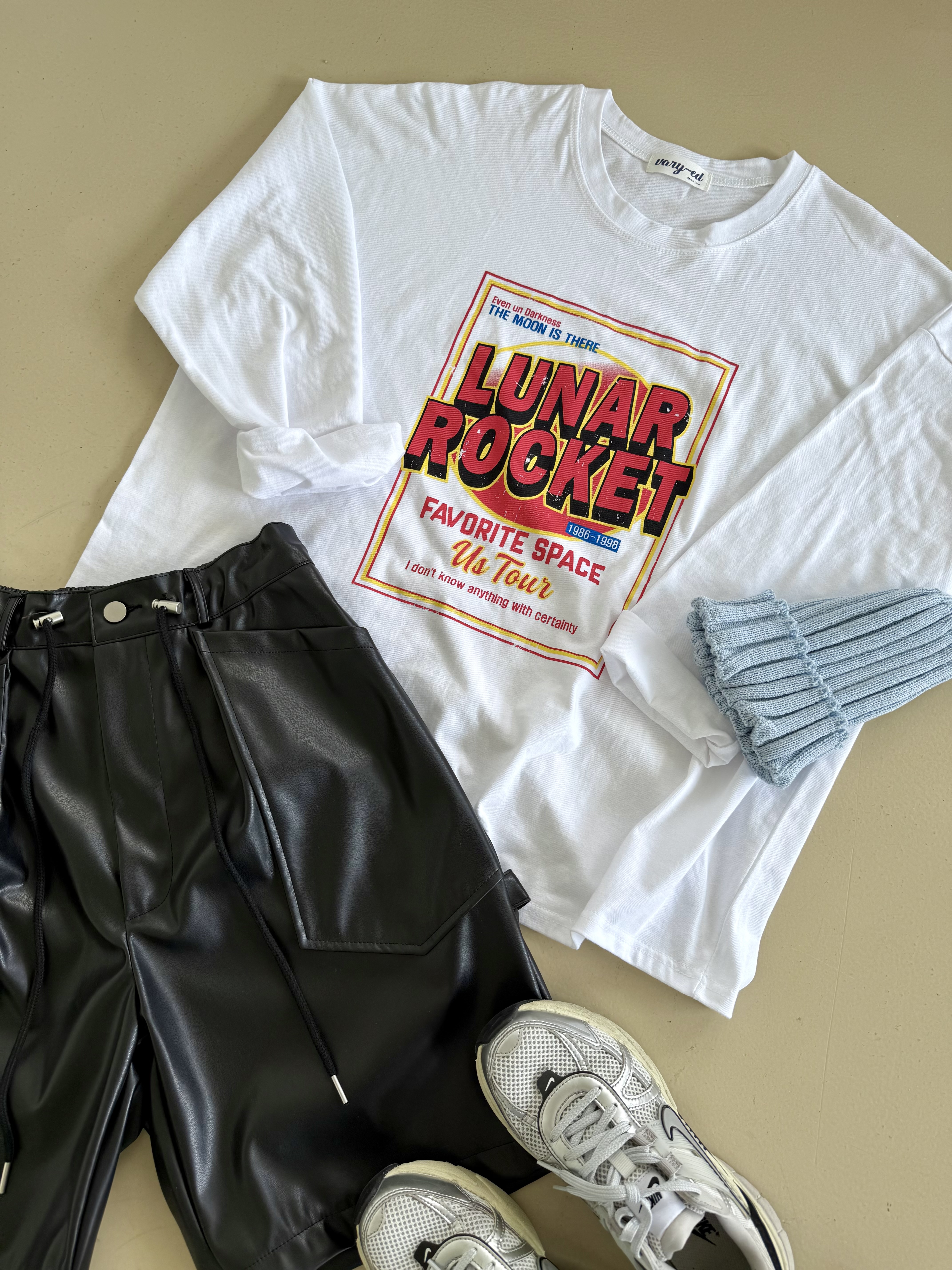 ラウンドネックボクシールーズ長袖ロゴTシャツ | 詳細画像12