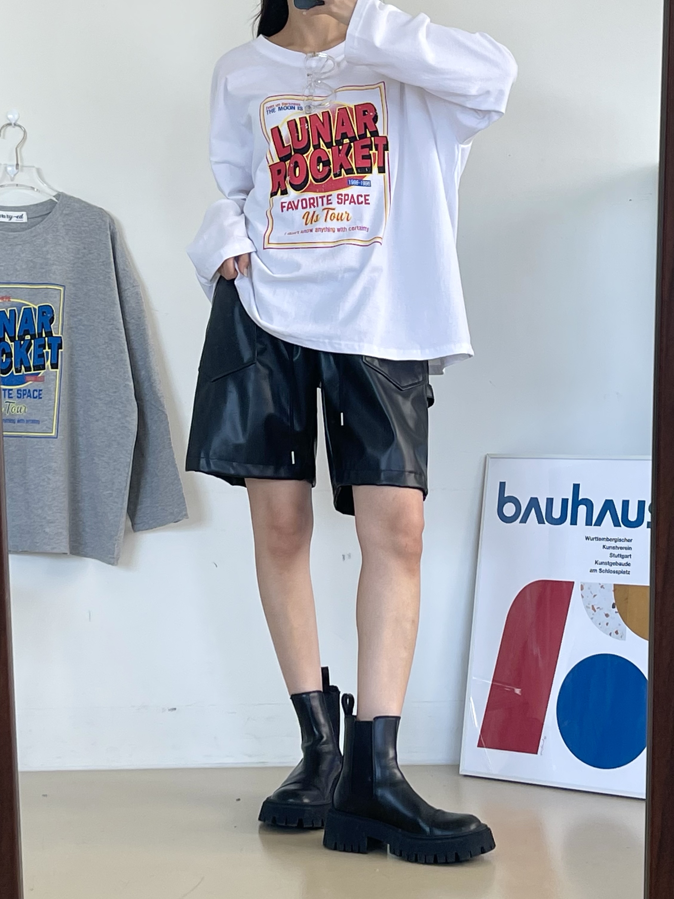 ラウンドネックボクシールーズ長袖ロゴTシャツ | 詳細画像3