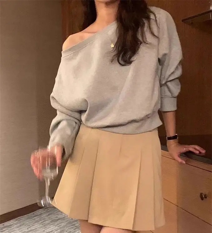 オフショルダールーズ長袖スウェット | 詳細画像5