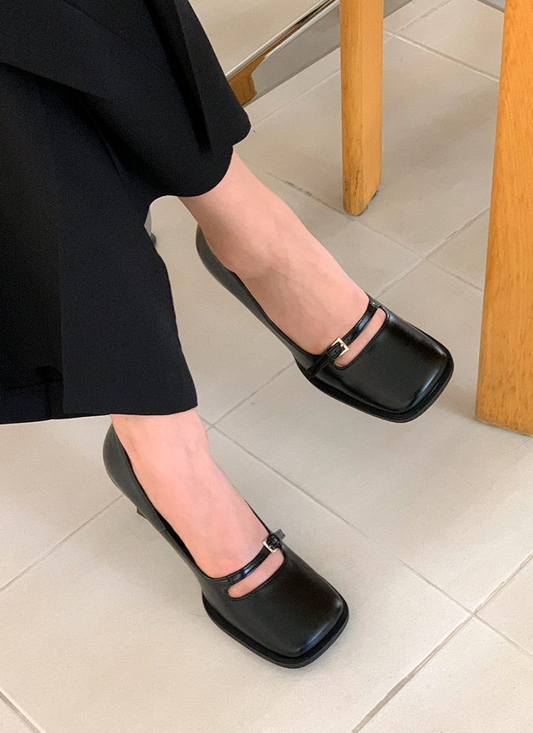 新品　23区PELLICO セミスクエアトゥ バックル パンプス　37 24cm スクエアトゥバックルパンプス | レディースファッション通販 - DHOLIC