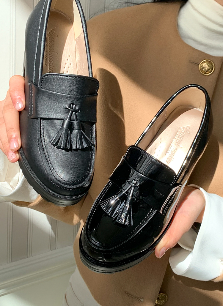エナメルタッセルプラットフォームローファー | レディース