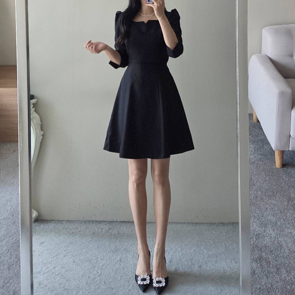 スクエアネックパフスリーブAライン7分袖ワンピース