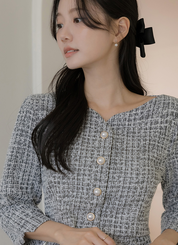 2TYPEツイードウール混スリットパール調ボタンワンピース | レディース