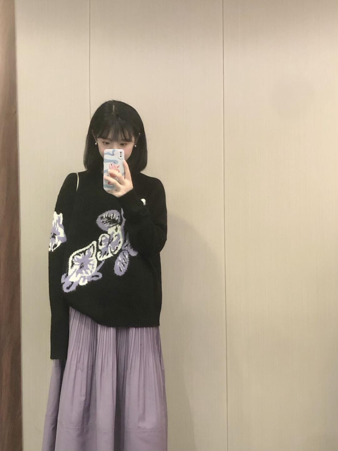 ラウンドネックルーズ花柄ニット | 詳細画像2