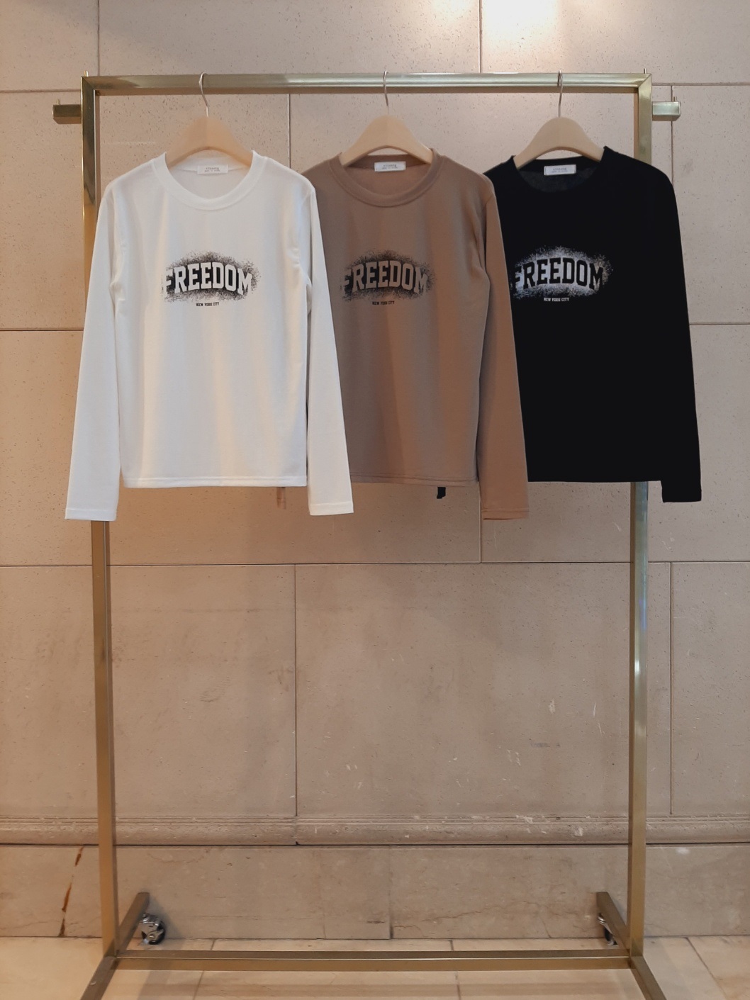 ストレッチラウンドネックスリム長袖ロゴTシャツ | 詳細画像9