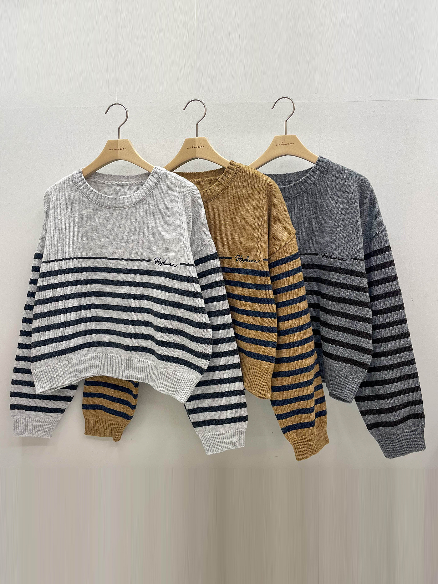 ラウンドネック刺繍ボーダーニット | 詳細画像16