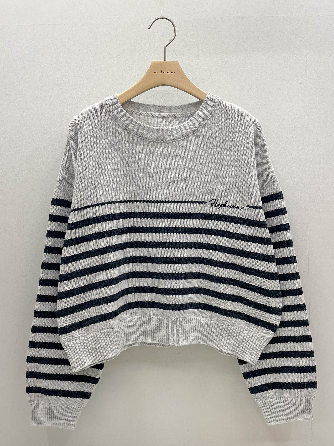 ラウンドネック刺繍ボーダーニット | 詳細画像13