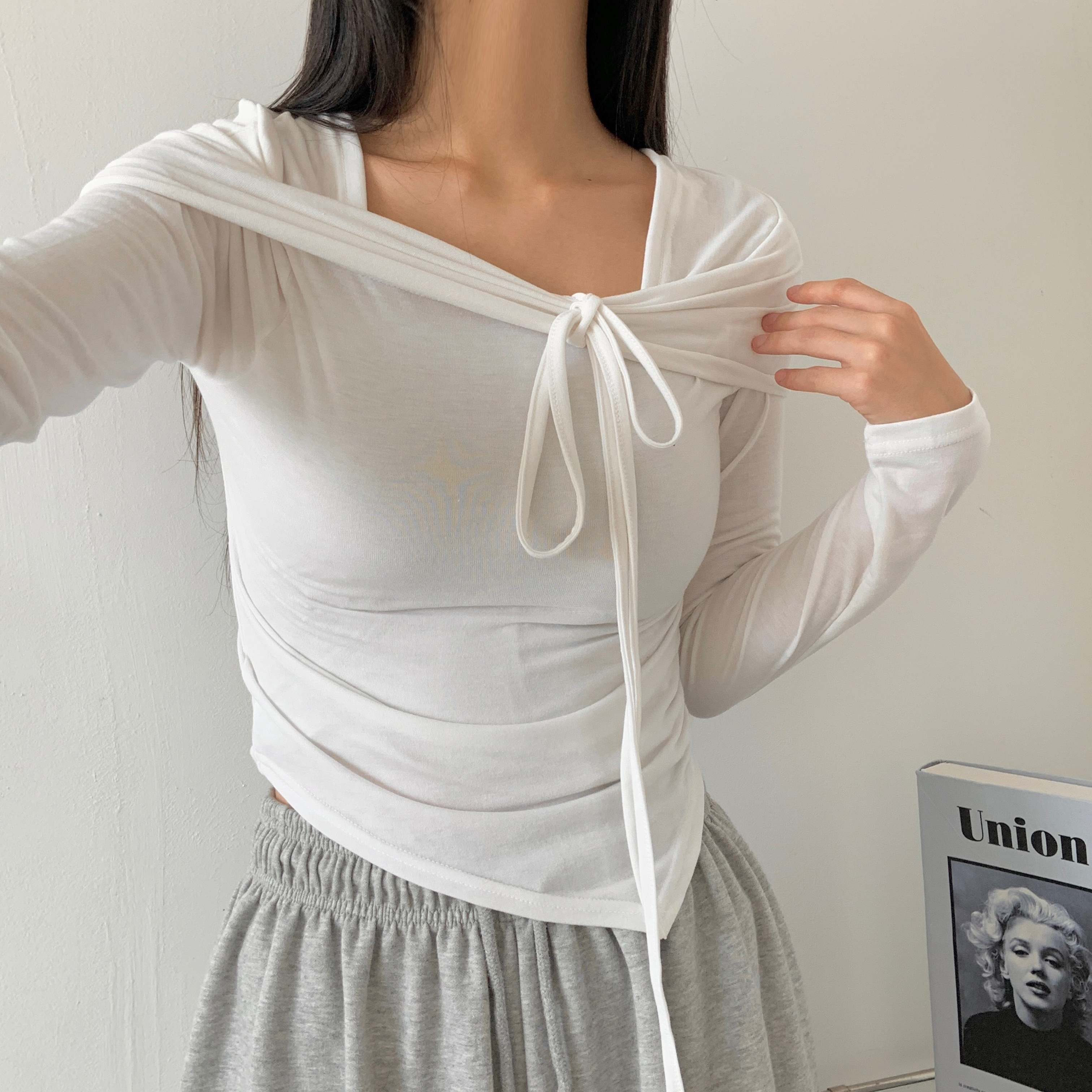 リボンオフショルダースリムアンバランス長袖Tシャツ | 詳細画像8