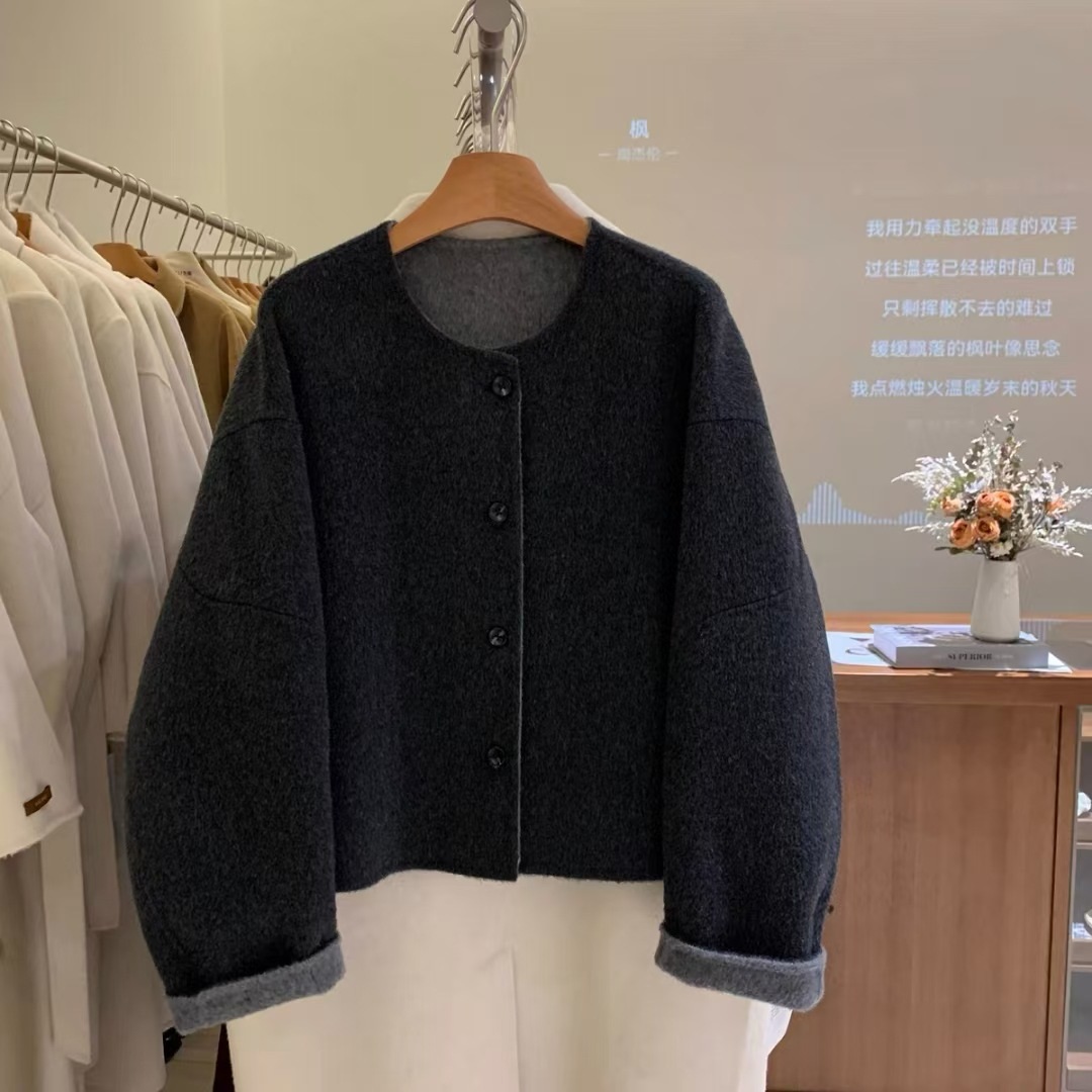 ノーカラーショートロールアップ配色コート | 詳細画像14