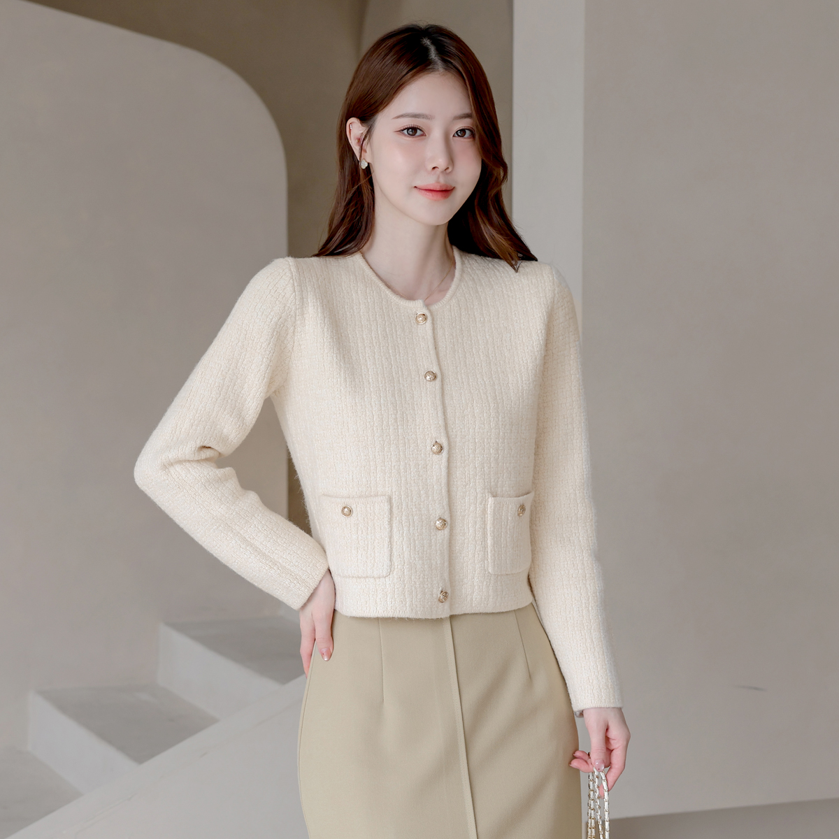 クリーム色 ボタン付きカーディガン ラウンドネックポケットゴールドボタンボタンカーディガン