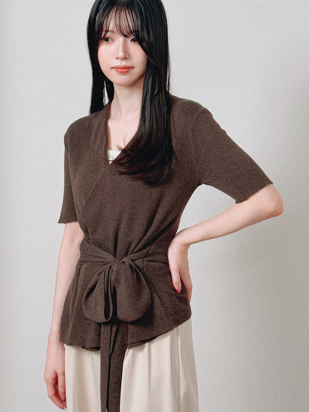 ストラップ付Vネックニット | 詳細画像4