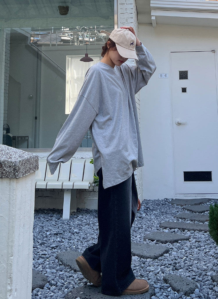 コットンラウンドネック長袖ボクシーロングスリットTシャツ