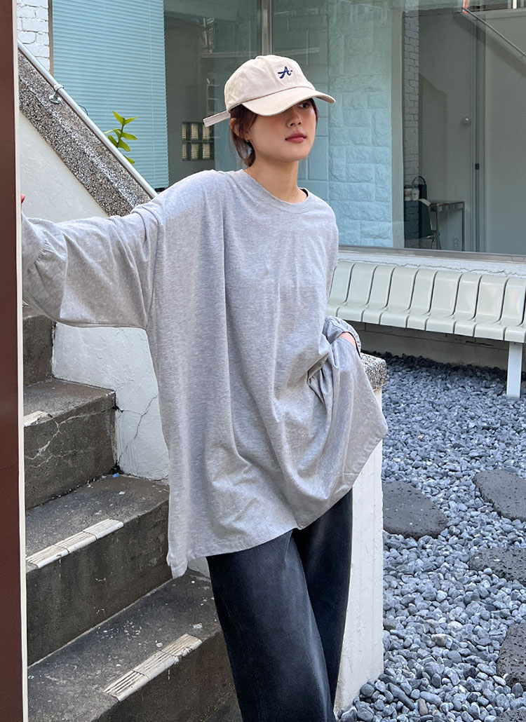 コットンラウンドネック長袖ボクシーロングスリットTシャツ