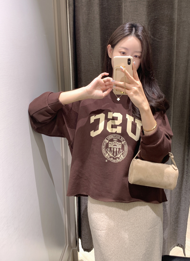 コットンラウンドネック長袖ルーズロゴスウェット | レディース